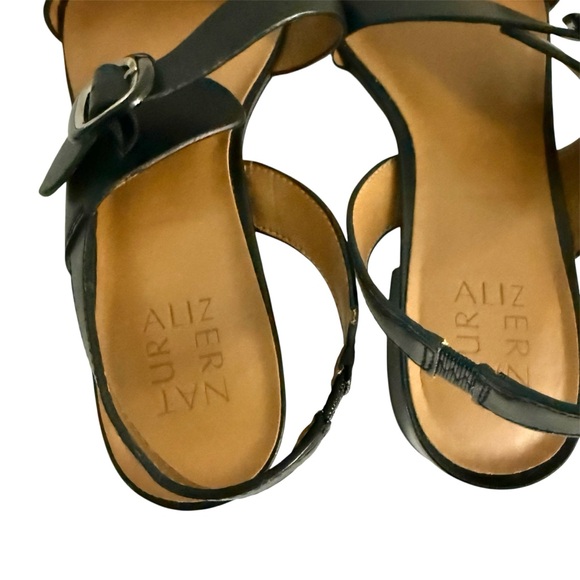 Naturalizer Meesha Slingback Sandals Block Heel Buckle Detail Black Size 9.5 - Picture 4 of 10